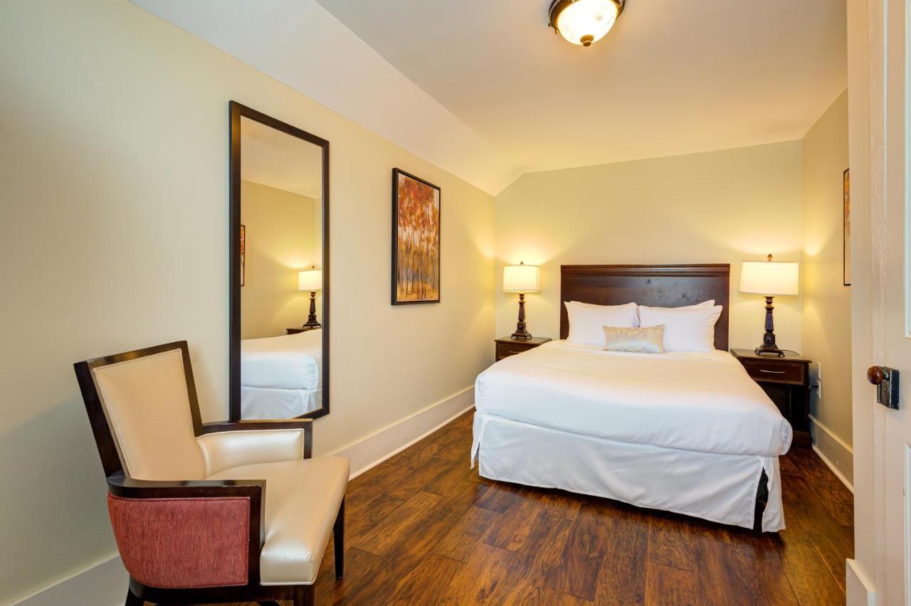 St George Suites By Hoco Hotels Collection Stratford Exterior photo